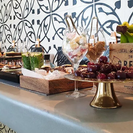 Glaros Boutique - Adults Only מלון 2*