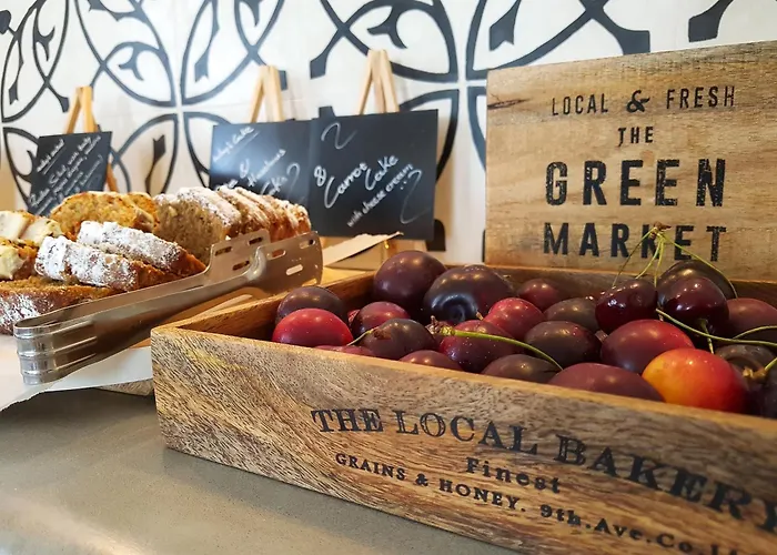 Glaros Boutique - Adults Only מלון