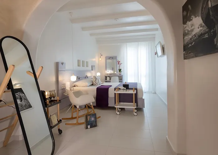 Glaros Boutique - Adults Only מלון 2*